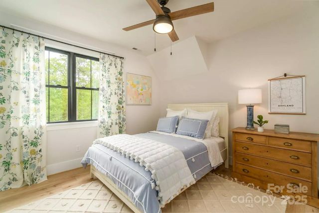 5745 Lake Pointe Drive, Granite Falls, NC 28630