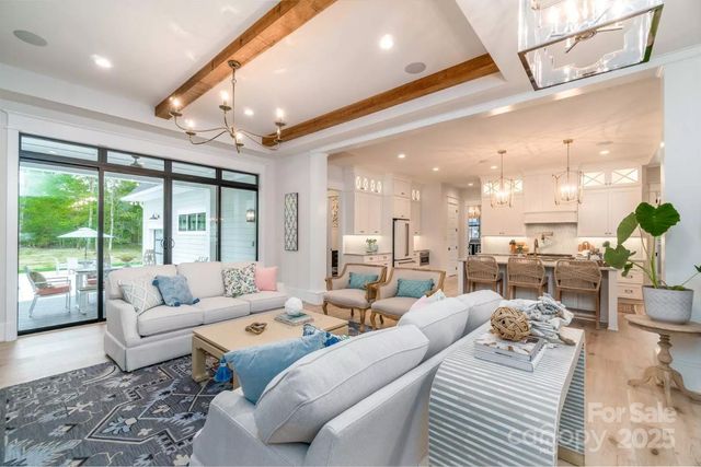 5745 Lake Pointe Drive, Granite Falls, NC 28630