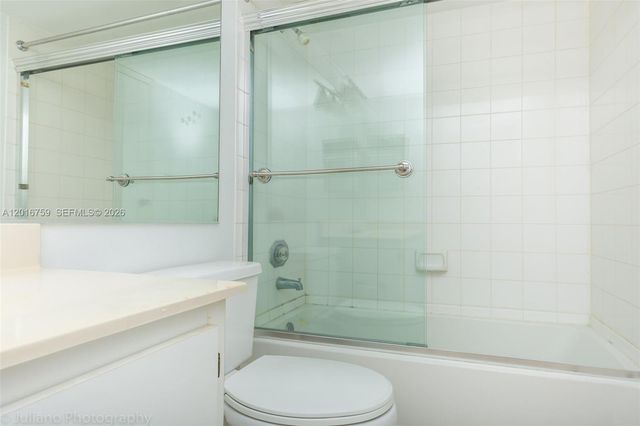 7601 E Treasure Dr 2406, North Bay Village, FL 33141