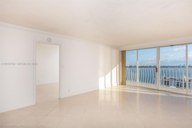 7601 E Treasure Dr 2406, North Bay Village, FL 33141