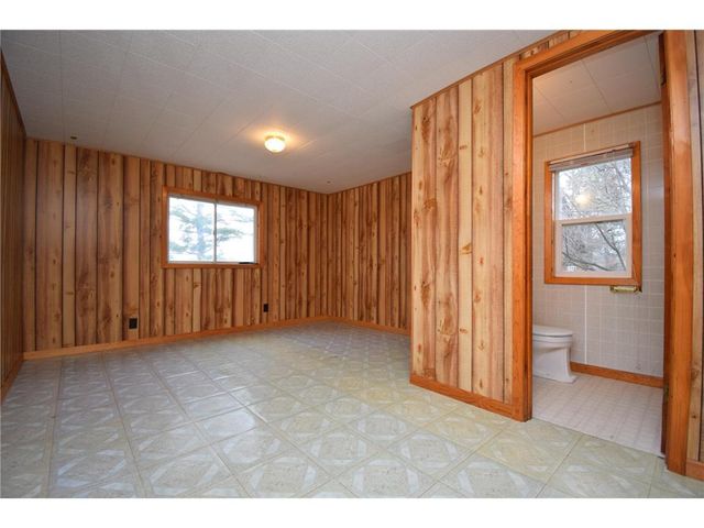 3434 Chenoweth Drive, Webster, WI 54893