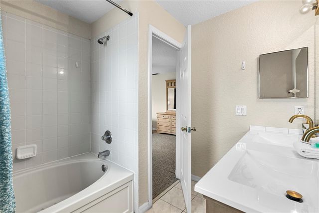 417 LA MIRAGE STREET, Davenport, FL 33897