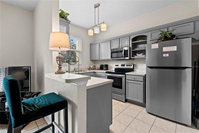 417 LA MIRAGE STREET, Davenport, FL 33897