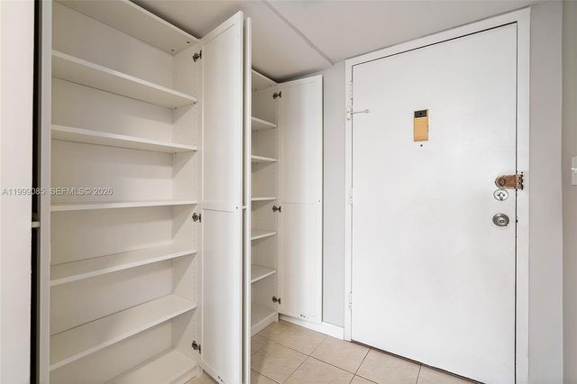 701 Three Islands Blvd 316, Hallandale Beach, FL 33009