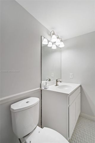 701 Three Islands Blvd 316, Hallandale Beach, FL 33009