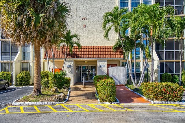 701 Three Islands Blvd 316, Hallandale Beach, FL 33009