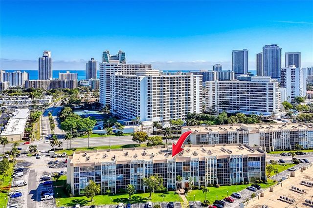 701 Three Islands Blvd 316, Hallandale Beach, FL 33009
