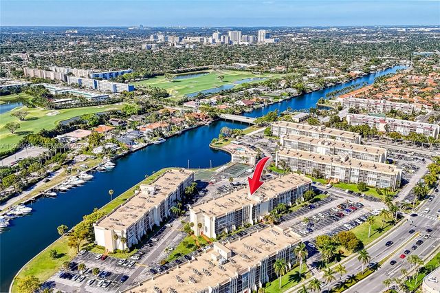 701 Three Islands Blvd 316, Hallandale Beach, FL 33009