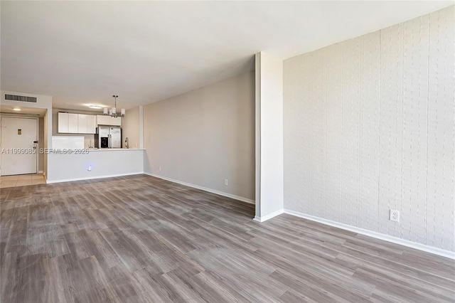 701 Three Islands Blvd 316, Hallandale Beach, FL 33009