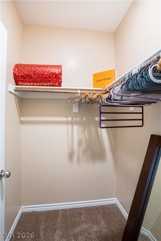 7733 Harthill Park Avenue, Las Vegas, NV 89113