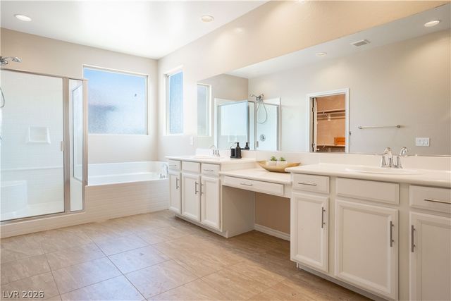 7733 Harthill Park Avenue, Las Vegas, NV 89113