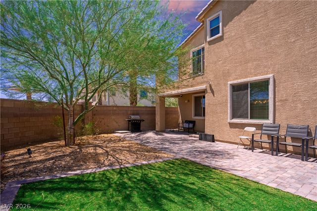 7733 Harthill Park Avenue, Las Vegas, NV 89113