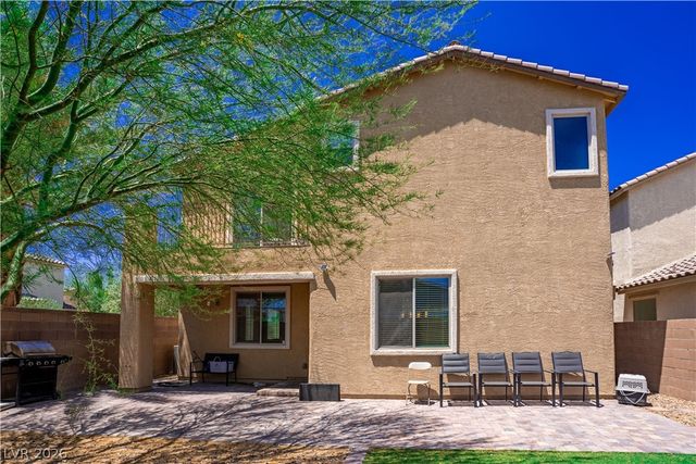 7733 Harthill Park Avenue, Las Vegas, NV 89113