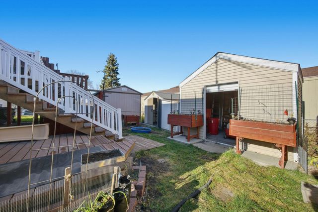 1523 28 Avenue S, Fargo, ND 58103