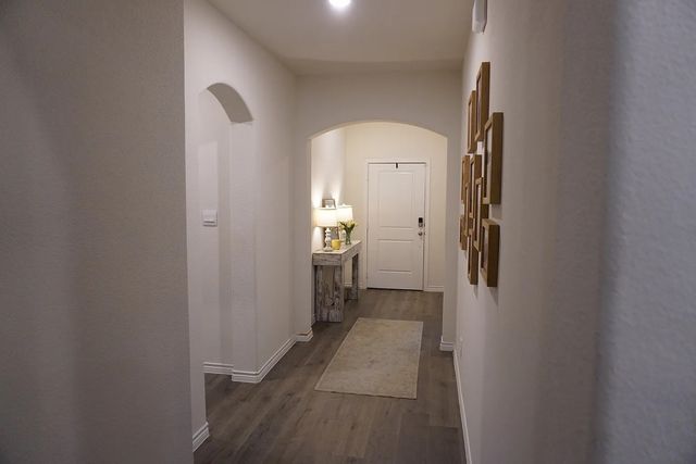 9721 Elk Falls Lane, Aubrey, TX 76227