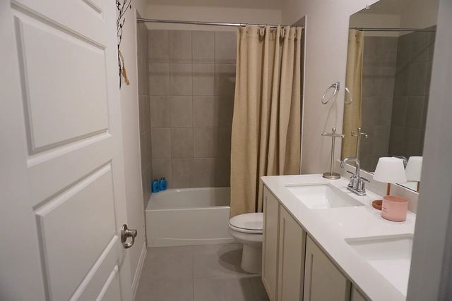 9721 Elk Falls Lane, Aubrey, TX 76227