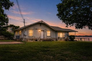 5757 Parkside Court, Granbury, TX 76048