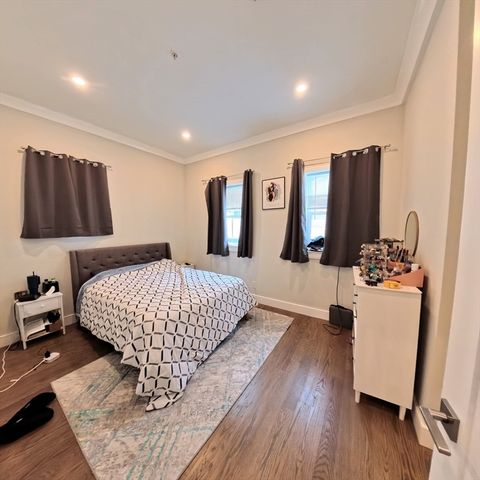 70 Gore Street 1, Cambridge, MA 02141