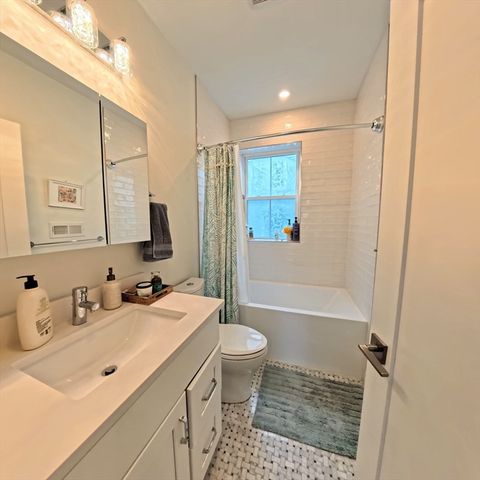 70 Gore Street 1, Cambridge, MA 02141