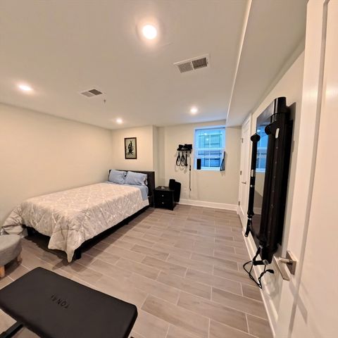 70 Gore Street 1, Cambridge, MA 02141