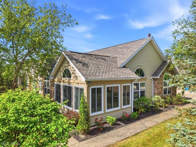 5620 Emerald Ridge Pky 5A, Solon, OH 44139