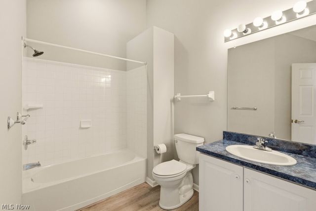 5620 Emerald Ridge Pky 5A, Solon, OH 44139