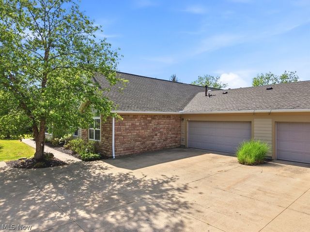 5620 Emerald Ridge Pky 5A, Solon, OH 44139