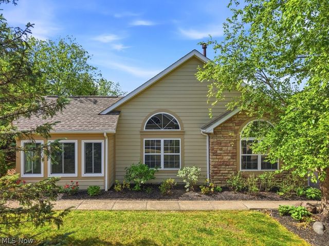 5620 Emerald Ridge Pky 5A, Solon, OH 44139