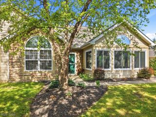 5620 Emerald Ridge Pky 5A, Solon, OH 44139