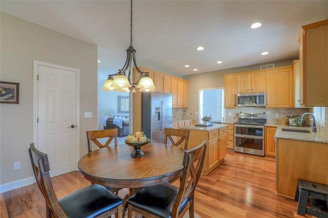 18235 W 156 Street, Olathe, KS 66062