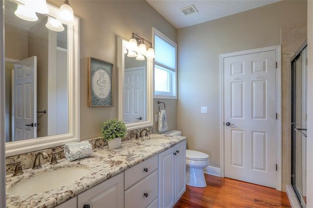 18235 W 156 Street, Olathe, KS 66062