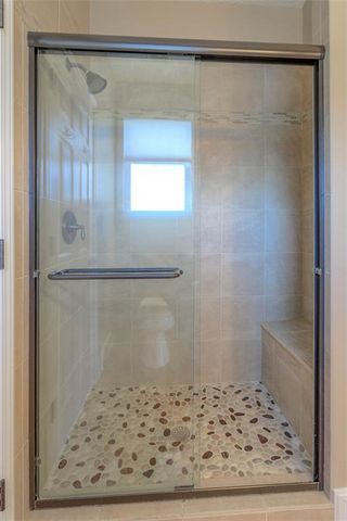 18235 W 156 Street, Olathe, KS 66062