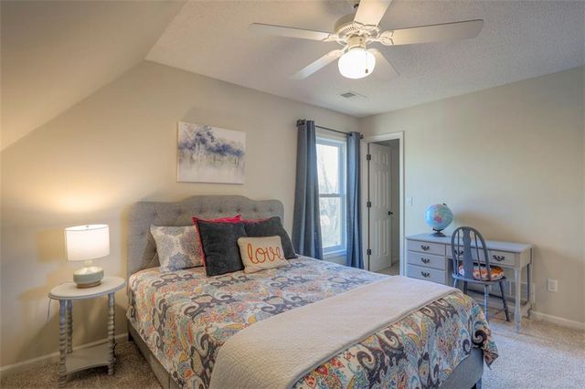 18235 W 156 Street, Olathe, KS 66062