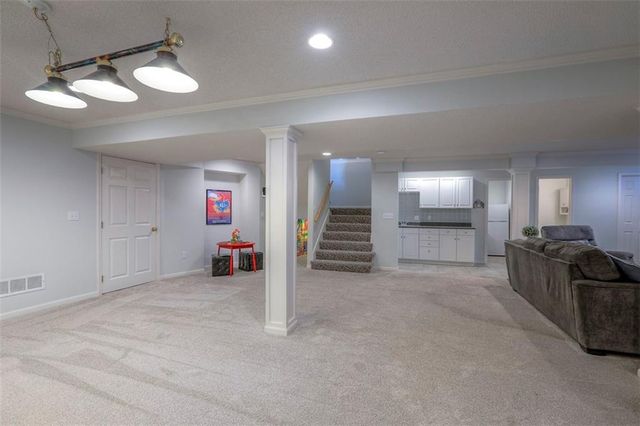 18235 W 156 Street, Olathe, KS 66062