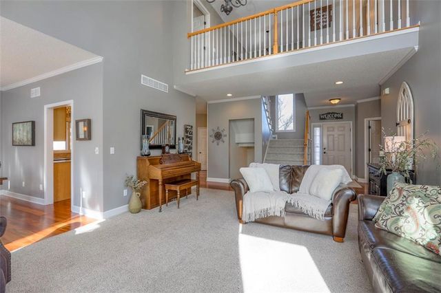 18235 W 156 Street, Olathe, KS 66062