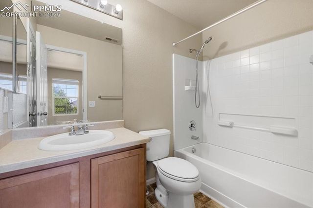 2740 Stonecrop Ridge Grove, Colorado Springs, CO 80910