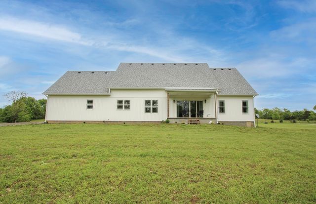 840 A T Dean Road, Harrodsburg, KY 40330
