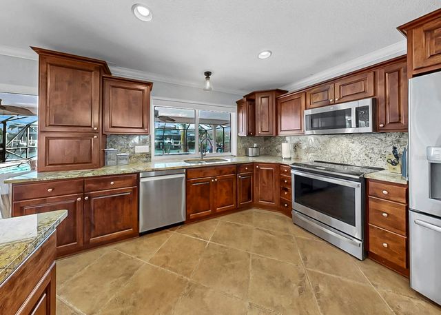 6317 COCOA LANE, Apollo Beach, FL 33572