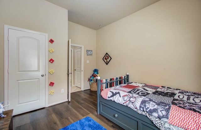 13312 Highland Lake Lane, Pearland, TX 77584