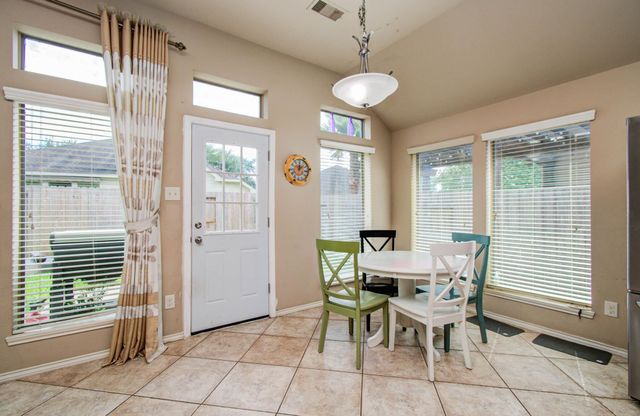 13312 Highland Lake Lane, Pearland, TX 77584