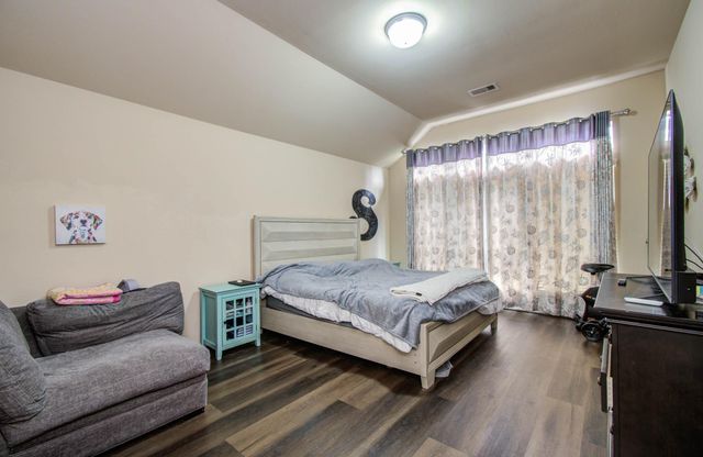 13312 Highland Lake Lane, Pearland, TX 77584