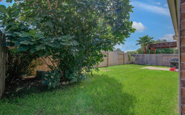 13312 Highland Lake Lane, Pearland, TX 77584