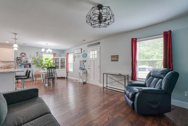 159 Wynette Way, Inman, SC 29349