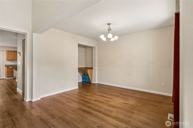 16425 39th Avenue E, Tacoma, WA 98446