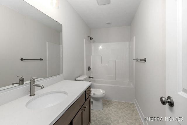 1839 Lowe Drive, Spring Lake, MI 49456