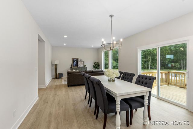 1839 Lowe Drive, Spring Lake, MI 49456