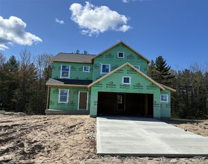 1839 Lowe Drive, Spring Lake, MI 49456