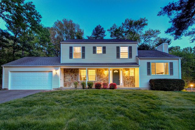 11715 LARIAT LN, Oakton, VA 22124