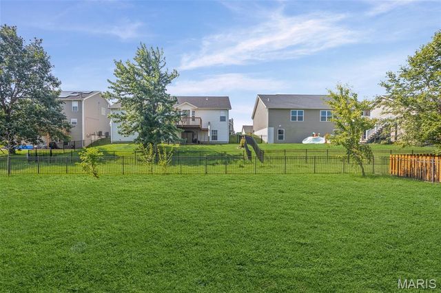 917 Sturbridge Trail, O'fallon, IL 62269