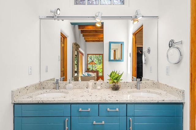111 The Highroad, Santa Fe, NM 87507